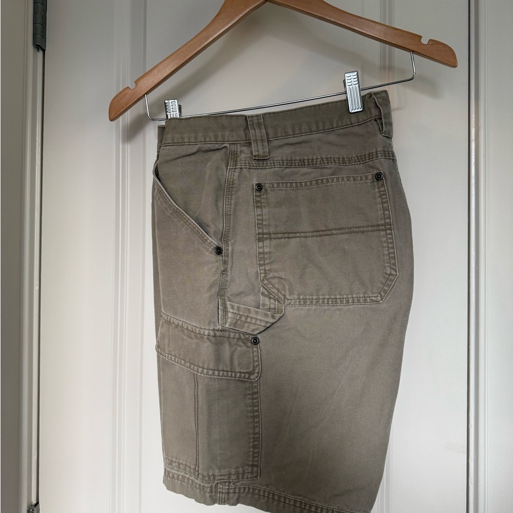 Columbia Men's Khaki Cargo Shorts - Picture 2 of 5